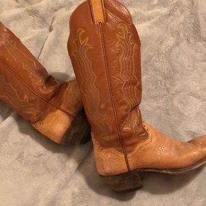 Hondo cowboy boots 8 1/2 B